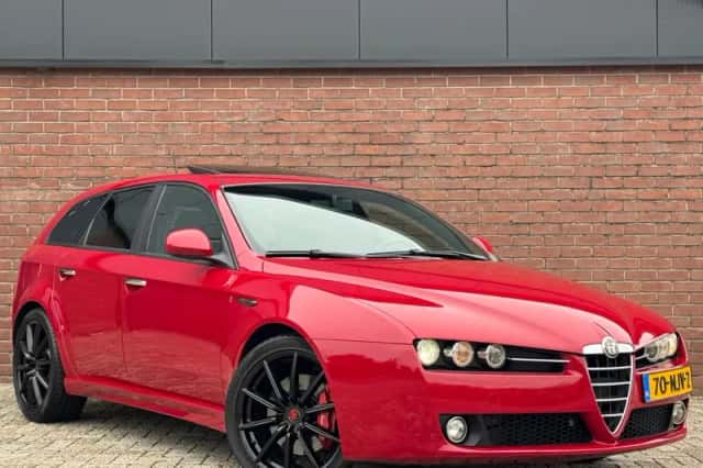 Alfa Romeo 159 (2010) thumbnail 5