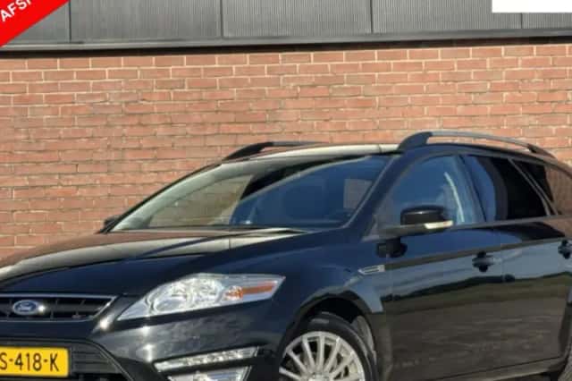 Ford Mondeo (2011) thumbnail 1