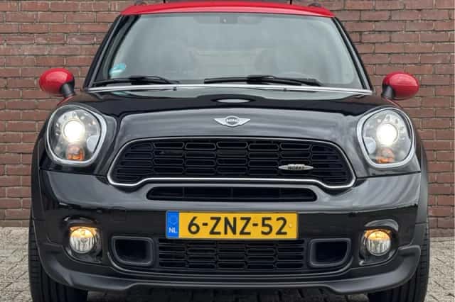 MINI Countryman (2013) thumbnail 3