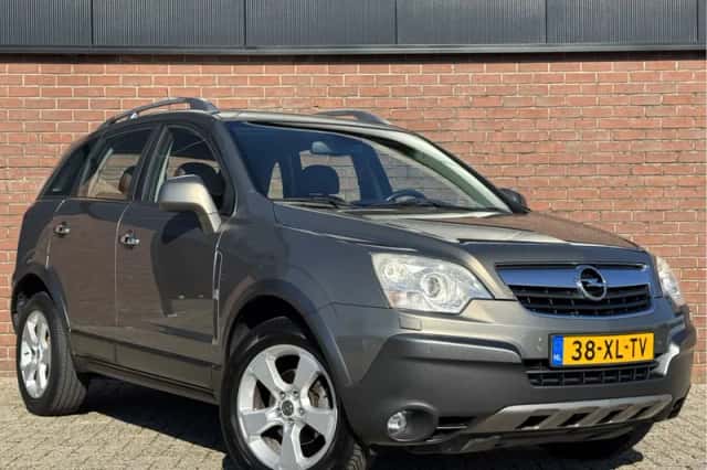 Opel Antara (2007) thumbnail 4