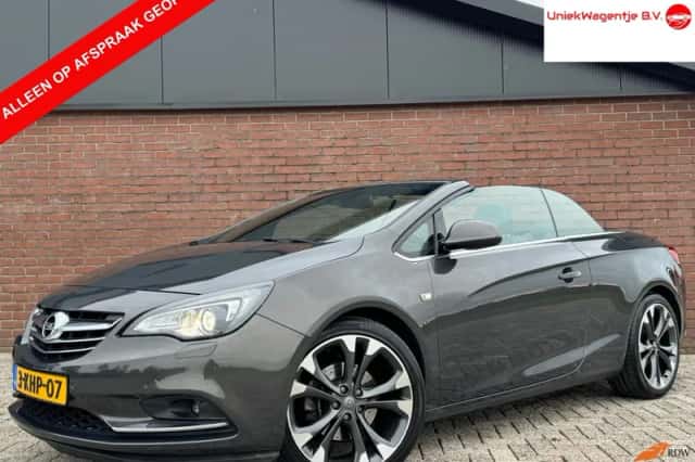 Opel Cascada (2013) thumbnail 1