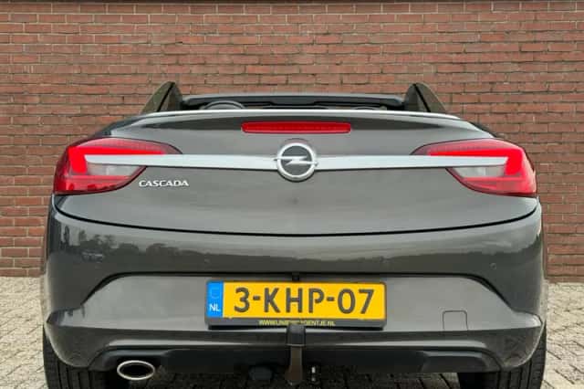 Opel Cascada (2013) thumbnail 6