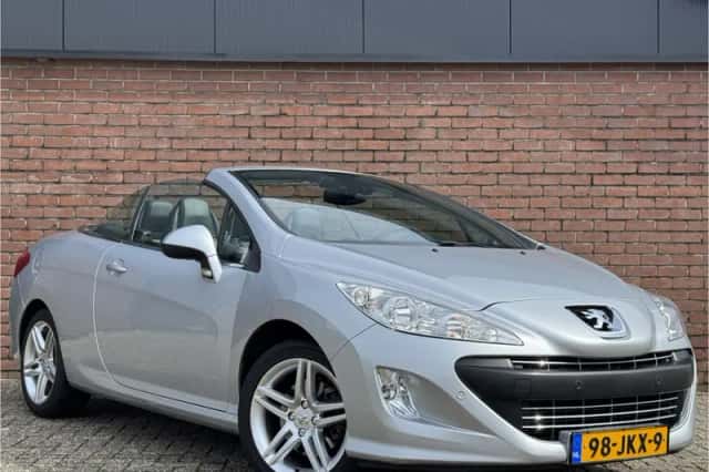 Peugeot 308 (2009) thumbnail 5
