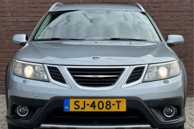 Saab 9-3X (2010) thumbnail 2