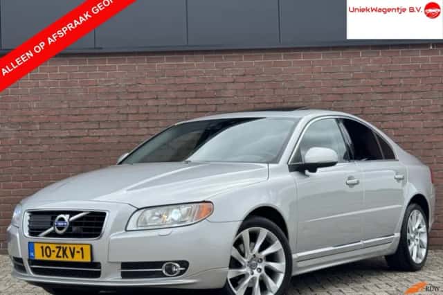 Volvo S80 (2012) thumbnail 2