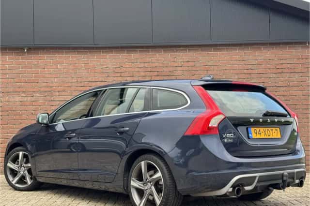 Volvo V60 (2012) thumbnail 6