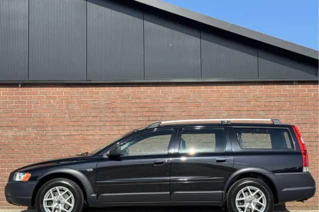 Volvo XC70 (2005) thumbnail 4