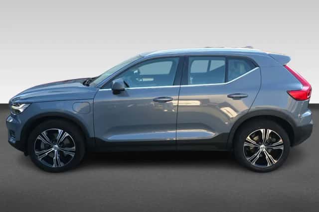 Volvo XC40 (2022) thumbnail 2