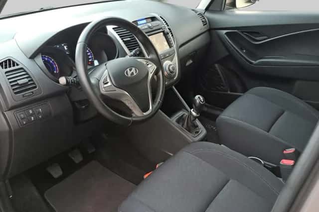 Hyundai ix20 (2014) thumbnail 4