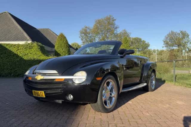 Chevrolet SSR (2005) thumbnail 5