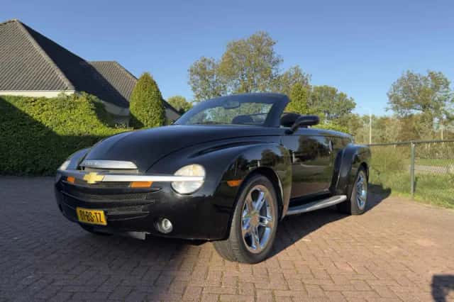 Chevrolet SSR (2005) thumbnail 6