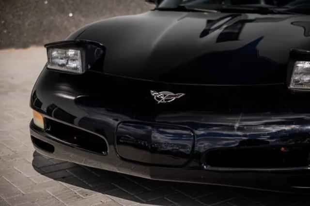 Chevrolet Corvette (2003) thumbnail 5