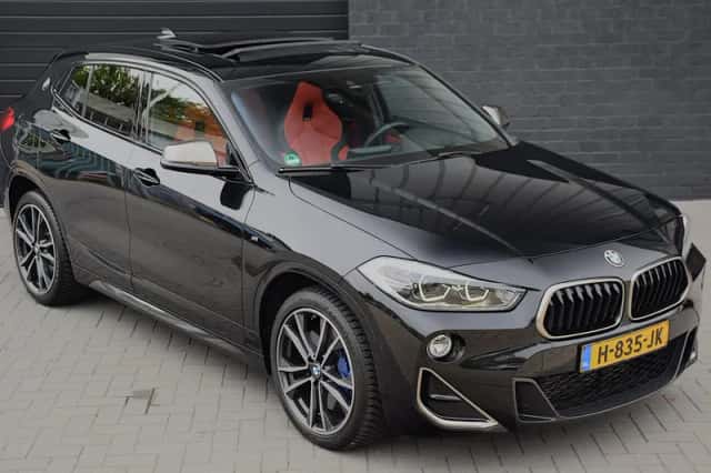 BMW X2 (2019) thumbnail 5