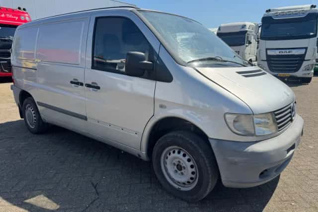 Mercedes-Benz Vito (1999) thumbnail 2