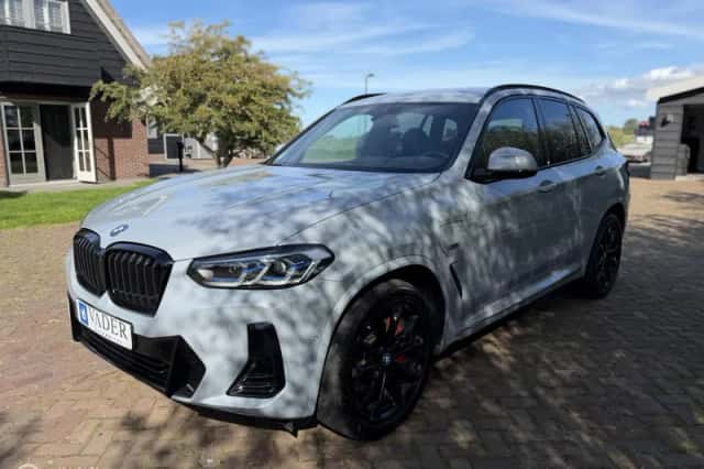 BMW X3 (2022) thumbnail 4