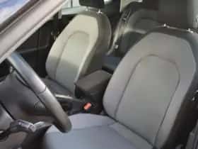 SEAT Arona (2018) thumbnail 5