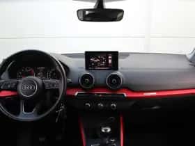 Audi Q2 30 TFSI Sport Airco Cruise Navi PDC Parelmoer thumbnail 4