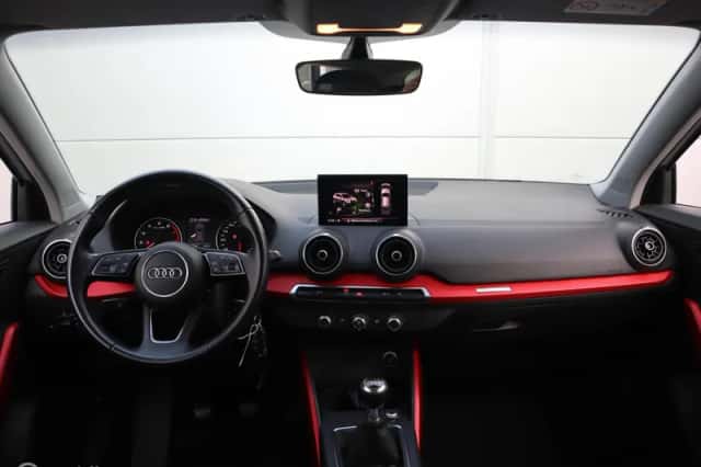 Audi Q2 (2019) thumbnail 4