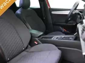 SEAT Leon (2020) thumbnail 5