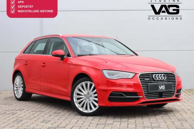 Audi A3 (2015) thumbnail 1