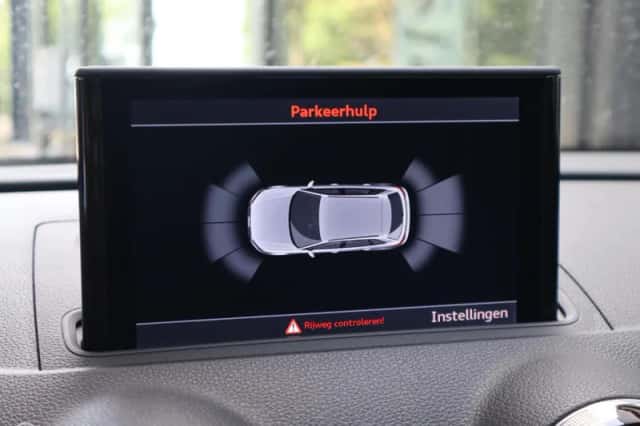 Audi A3 (2015) thumbnail 6