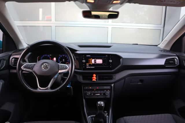 Volkswagen T-Cross (2019) thumbnail 5
