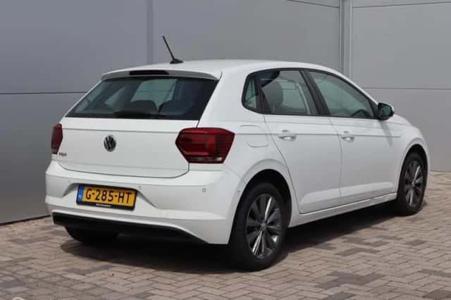 Volkswagen Polo (2019) thumbnail 3