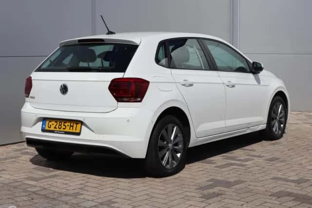 Volkswagen Polo (2019) thumbnail 3