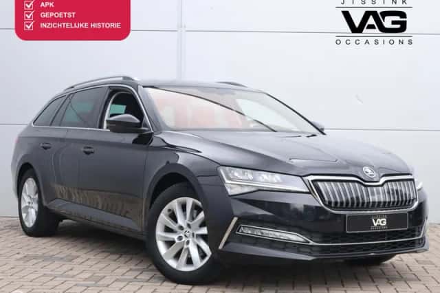 Škoda Superb (2023) thumbnail 1