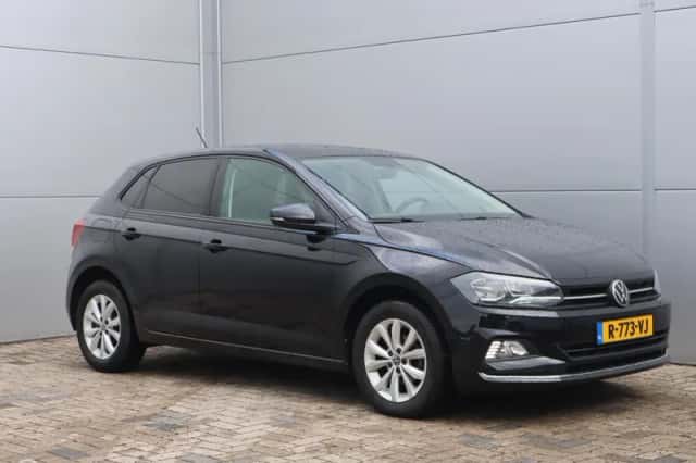 Volkswagen Polo (2022) thumbnail 2