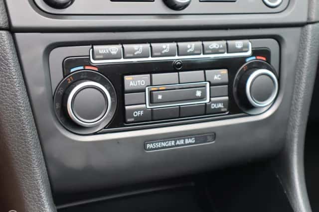 Volkswagen Golf (2013) thumbnail 6