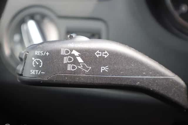 Volkswagen Polo (2013) thumbnail 6