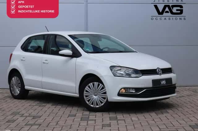Volkswagen Polo (2015) thumbnail 1