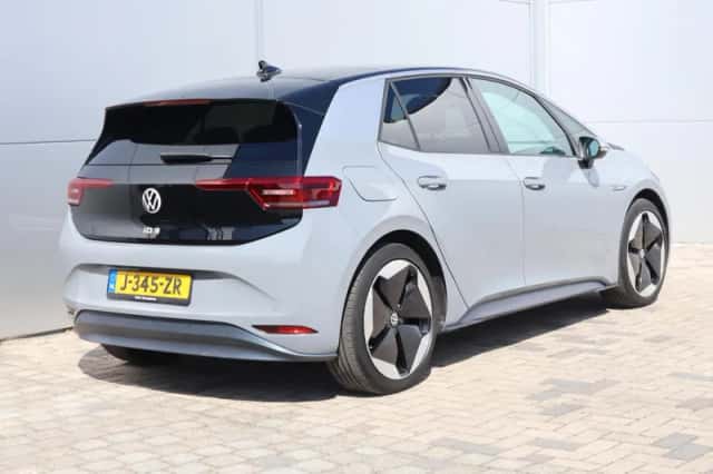 Volkswagen ID.3 (2020) thumbnail 3