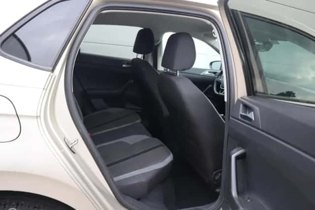 Volkswagen Polo (2018) thumbnail 5