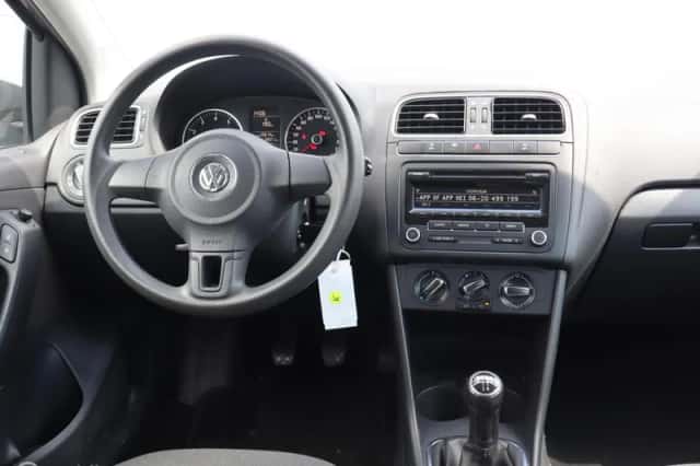 Volkswagen Polo (2012) thumbnail 4