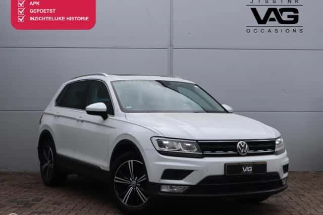 Volkswagen Tiguan (2017) thumbnail 1