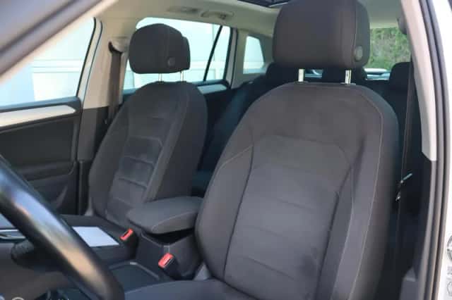 Volkswagen Tiguan (2017) thumbnail 5
