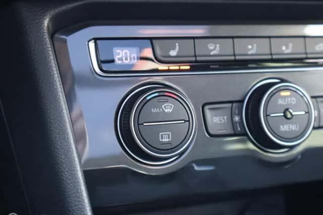 Volkswagen Tiguan (2017) thumbnail 6