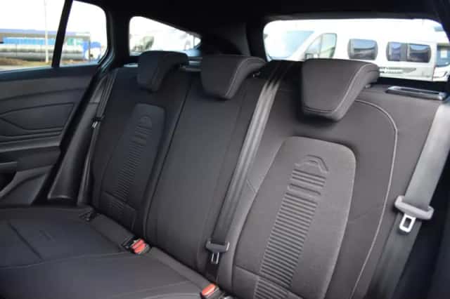 Ford Focus (2020) thumbnail 6