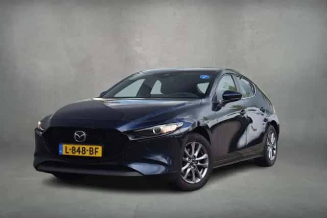 Mazda 3 (2021) thumbnail 2