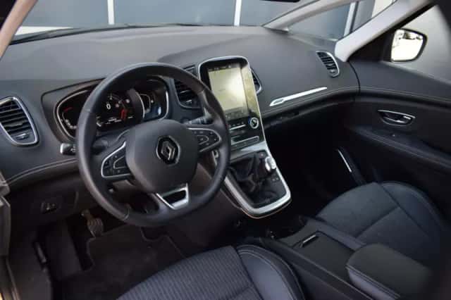 Renault Grand ScéNic (2023) thumbnail 4