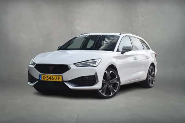 CUPRA Leon Sportstourer (2021) thumbnail 2
