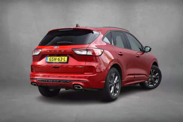 Ford Kuga (2021) thumbnail 3
