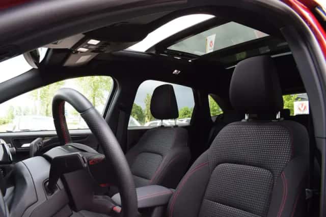 Ford Kuga (2021) thumbnail 5