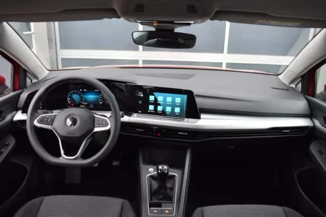 Volkswagen Golf (2021) thumbnail 12