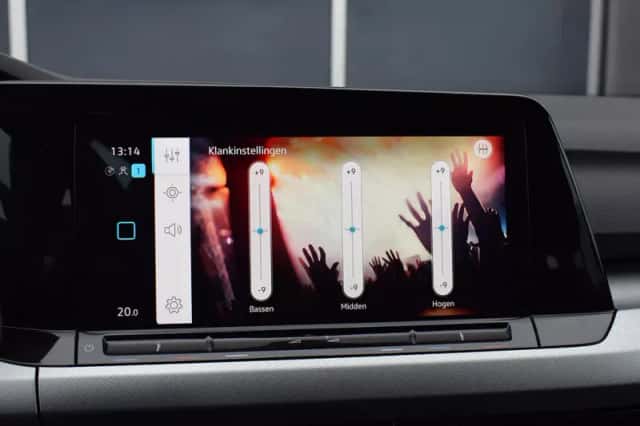 Volkswagen Golf (2021) thumbnail 16