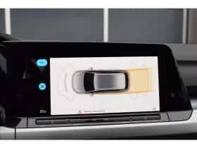 Volkswagen Golf (2021) thumbnail 17
