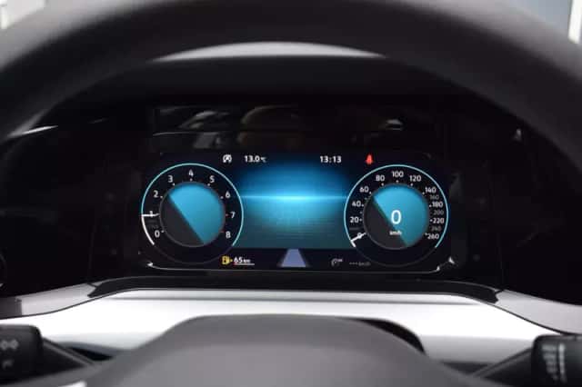 Volkswagen Golf (2021) thumbnail 22