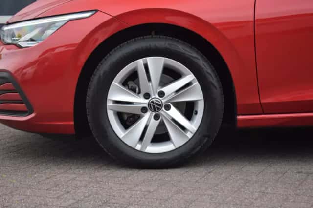 Volkswagen Golf (2021) thumbnail 29